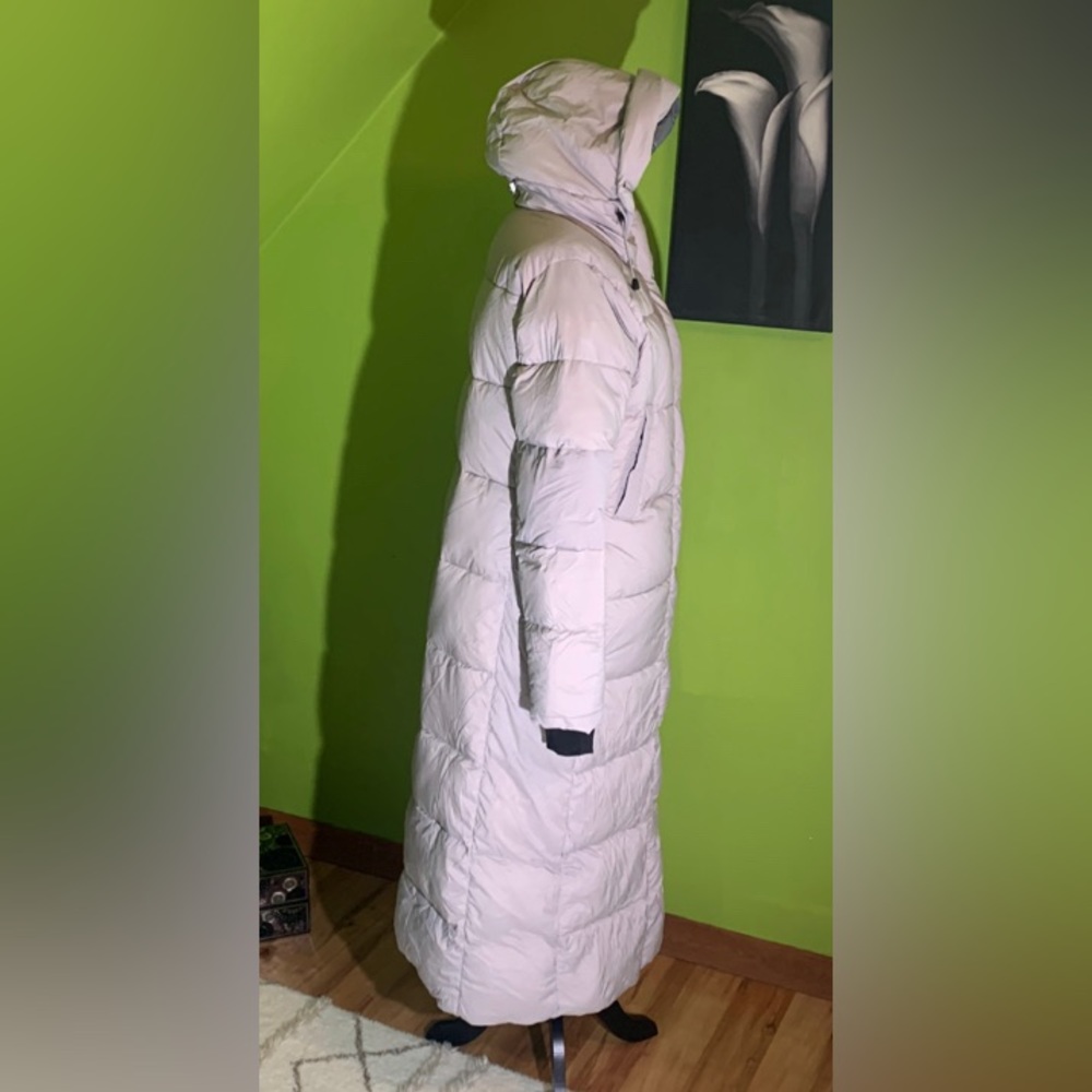 Canada Goose Alliston 750 Fill Power Down Long Hooded Parka - Picture 4 of 14